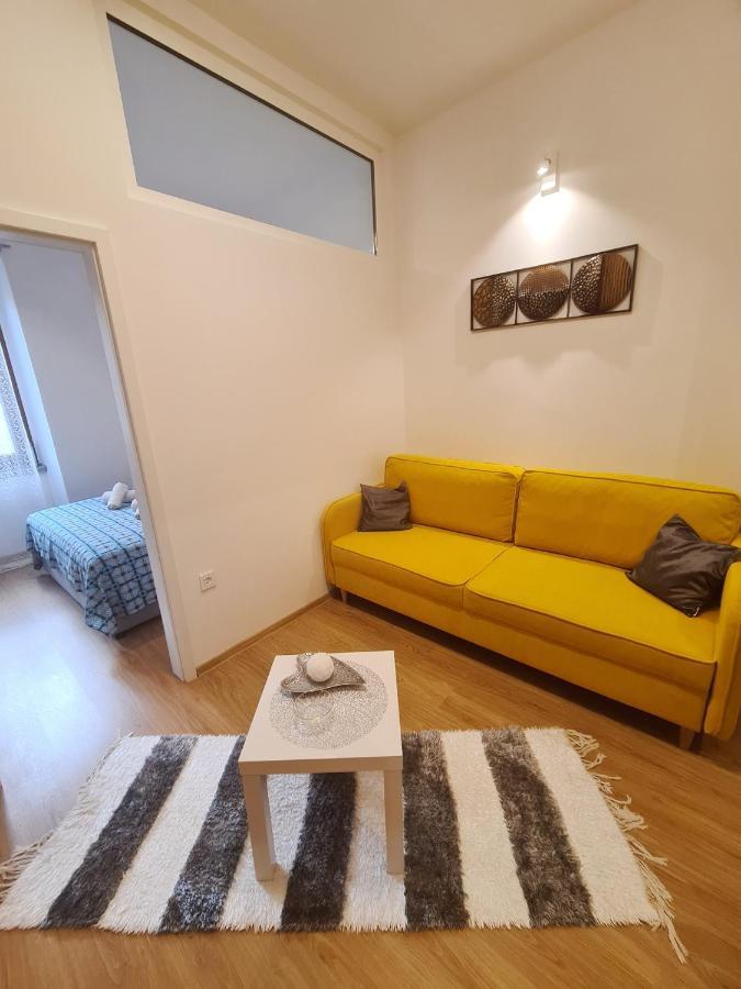 Caligula City Center Apartment Pula Exterior foto