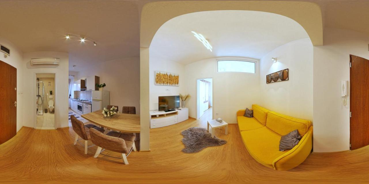 Caligula City Center Apartment Pula Exterior foto