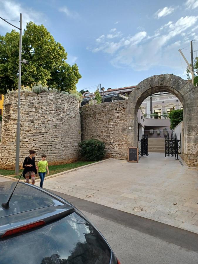 Caligula City Center Apartment Pula Exterior foto